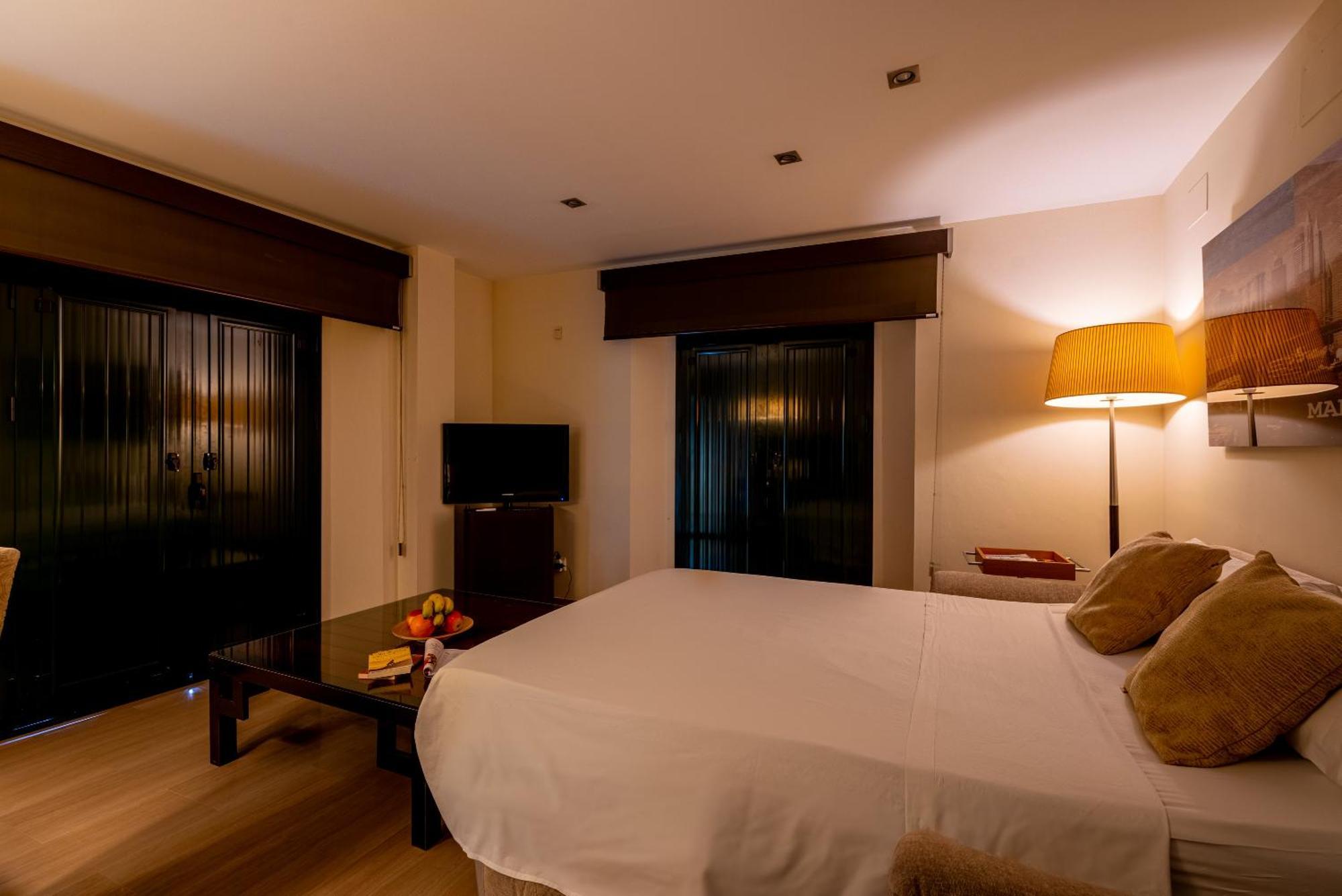 סביליה Pyl Apartamento Centro Junto Catedral מראה חיצוני תמונה